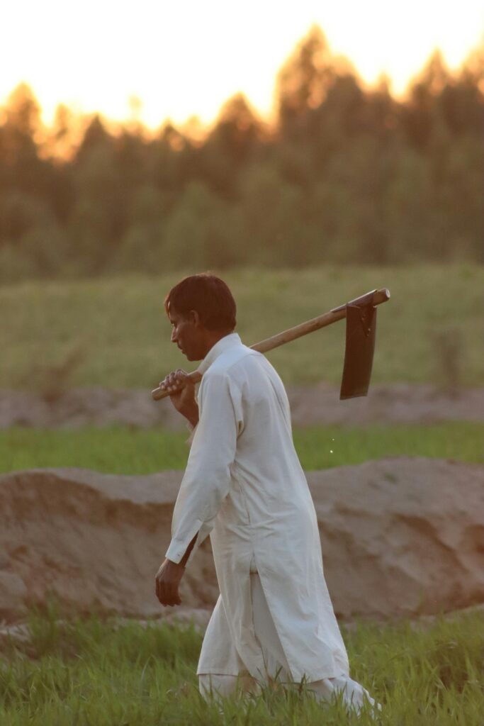 Business Attire Today: 12 Key Insights into Modern Workplace Fashion